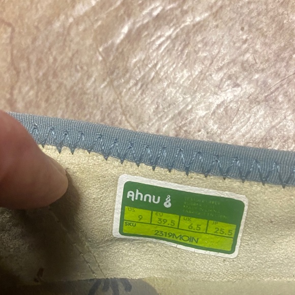 Ahnu Women's Leather Ballet Flats in Gray & Blue Size 9 - Picture 10 of 10